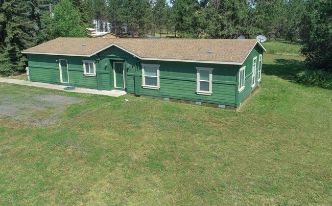 Photo - **Coming Soon** 3 Bed 2 Bath Manufactured Home on Acreage west of Spokane 12 minutes
