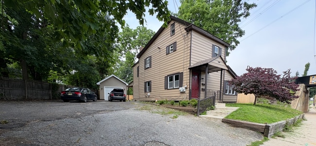 Building Photo - 66 E Red Bank Ave Unit First Floor Rental