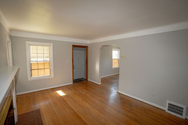 Photo - Update charming 3 bedroom bungalow