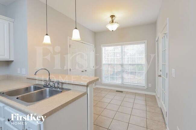 Photo - 205 Windstone Pkwy