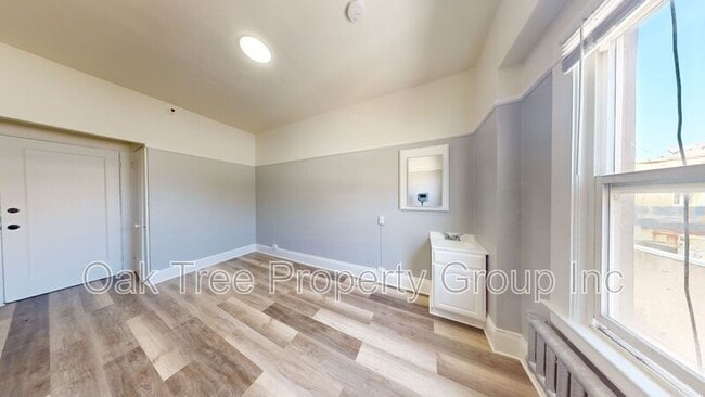 Photo - 2008 Shattuck Ave.