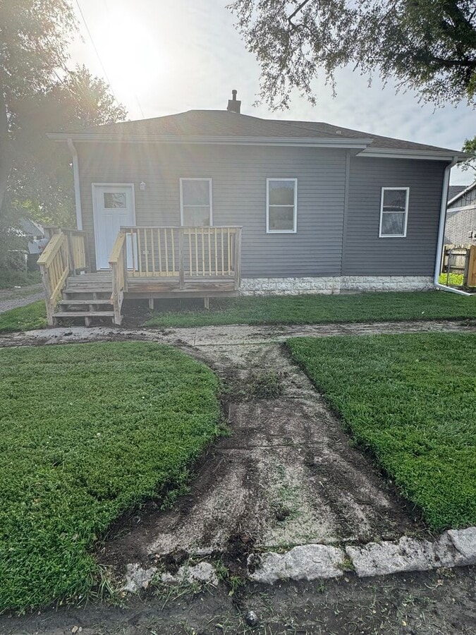 3 bed 1 bath - 3 bed 1 bath House