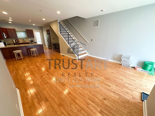 Photo - 4128 Apple St