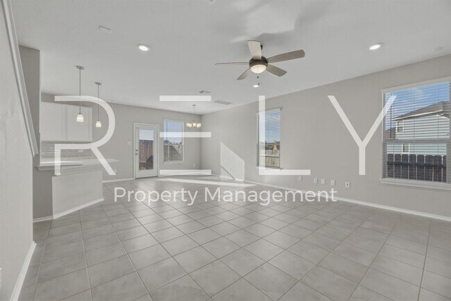 Photo - 140 Katie Elder Dr