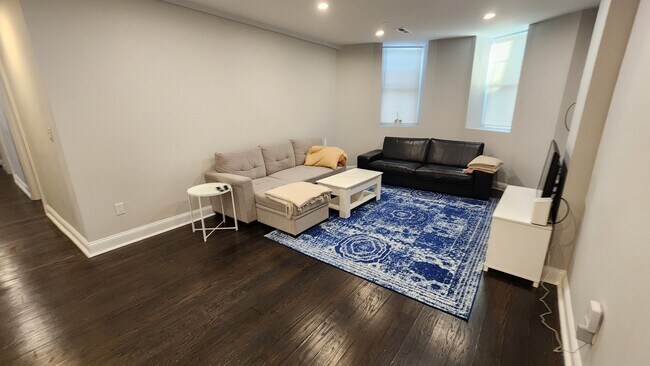 Photo - 7 Strathmore Rd Unit A