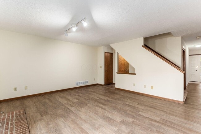 4847 Dierker Rd