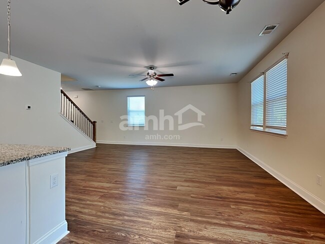 Photo - 132 Sweet Gum Dr