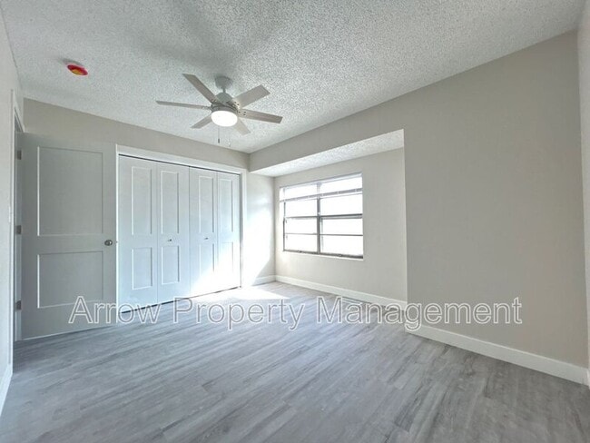 Photo - 1302 S Jackson St