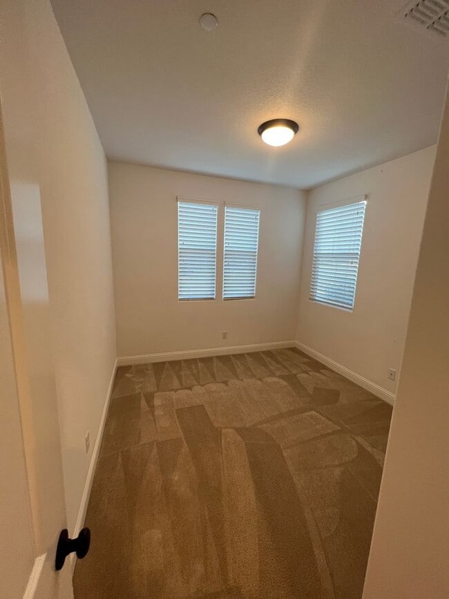 Photo - Spacious 4 Bedroom Home with Downstairs Bedroom and Upstairs Loft in Whitney Ranch Rocklin