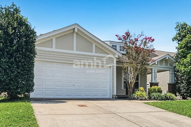 Building Photo - 2104 Erin Ln