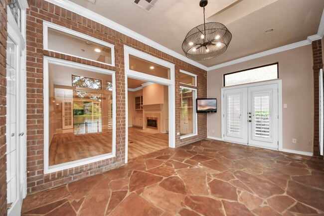 Photo - 39 Wild Meadow Ct