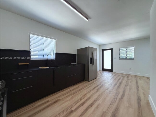 226 Hispanola Rd Unit 226