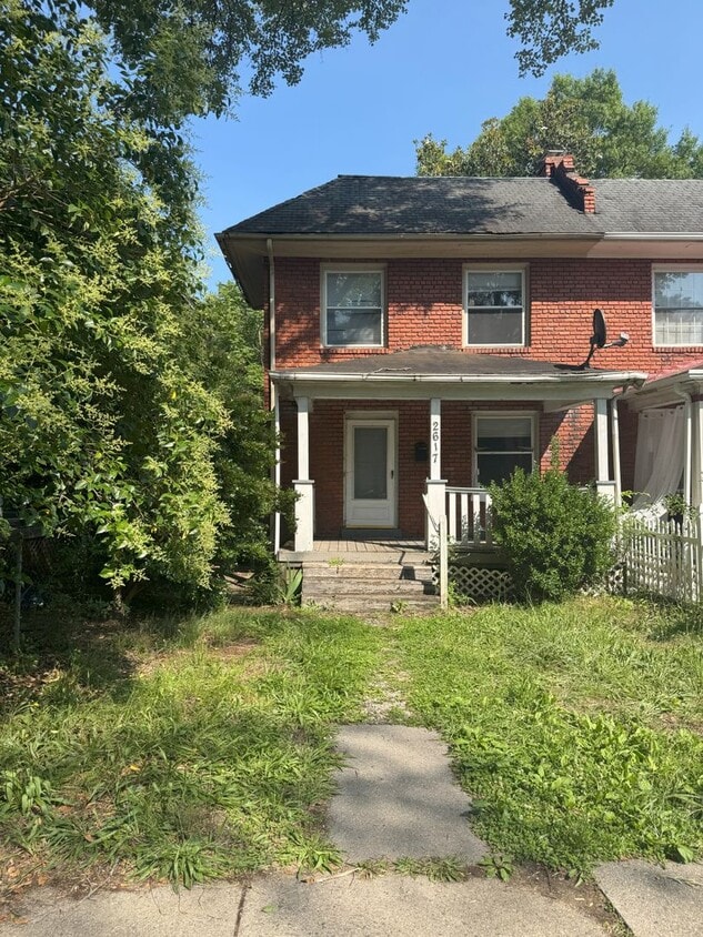 Northside Brick colonial with Front porch ... - Northside Brick colonial with Front porch ...