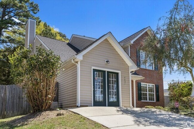Building Photo - ***Coming Soon!!!***Spacious and Move-In R... Rental