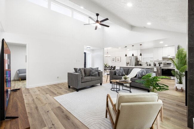 Photo - 15126 Forest Lodge Dr