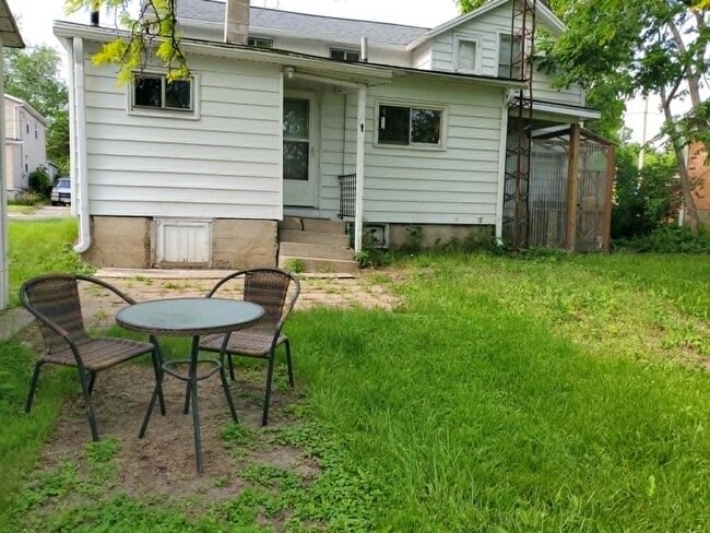 Photo - 208 W Candise St