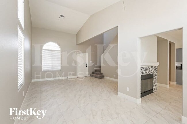 Photo - 817 Fort Mandan Ct
