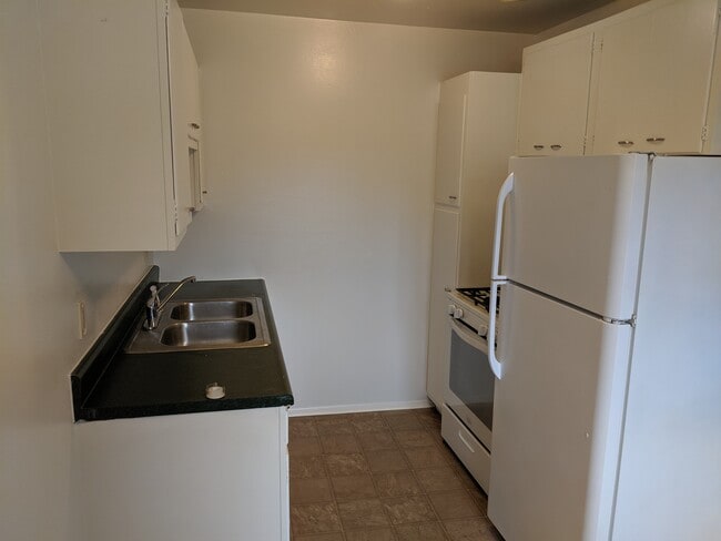 Photo - 3202 Dorian Ct