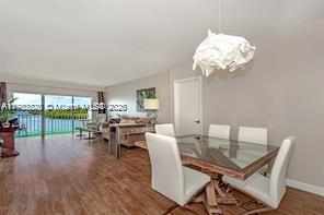 Building Photo - 500 Bayview Dr Unit 420 Rental