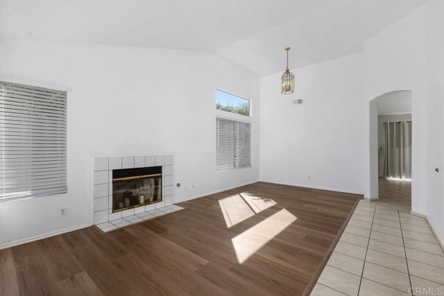 Photo - 5444 Loganberry Way