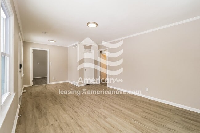 Photo - 8317 Olive St