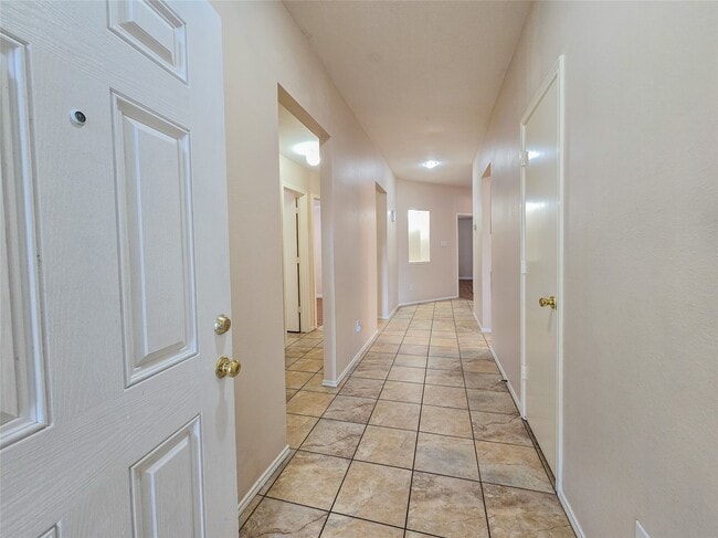 Photo - 16131 Taloncrest Dr