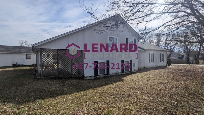 Photo - Farm House on 1 Acre of Land for rent!