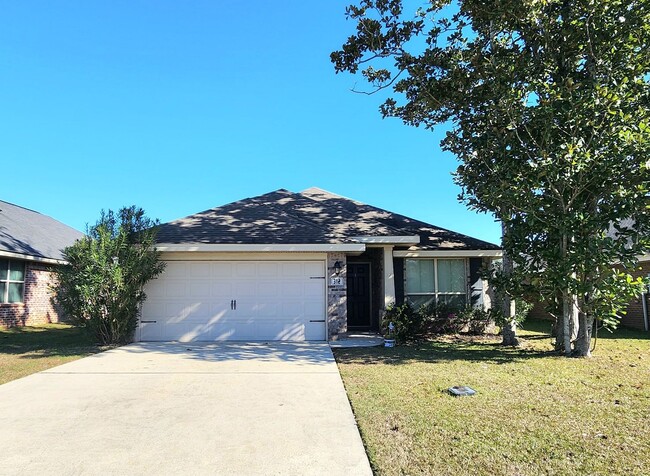 3/2 Home available in Foley - 3/2 Home available in Foley