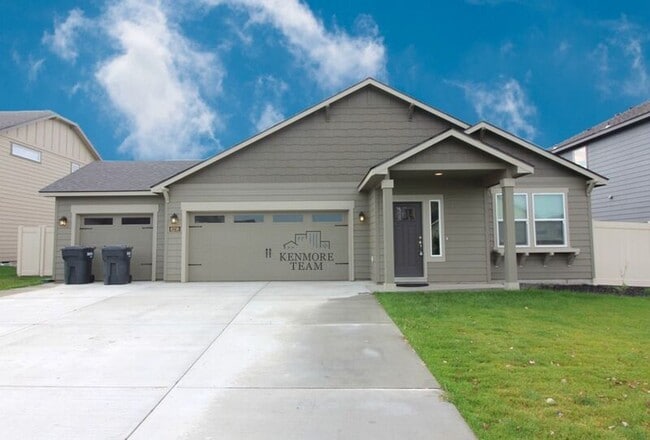 Photo - 8218 Cassiar Dr Casa