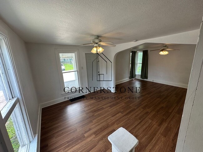 Photo - Cute 2 bedroom $750 per month