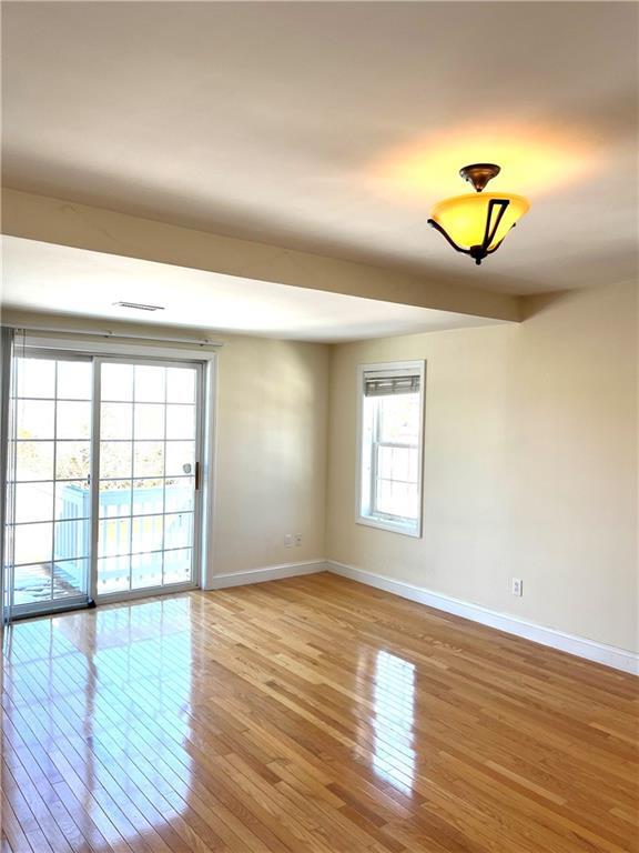 Photo - 31 Garfield Ave Unit 2