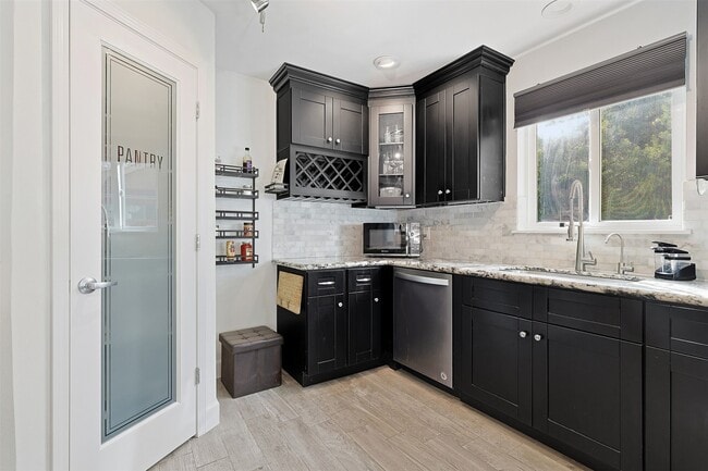 Photo - 5218 Imogene St