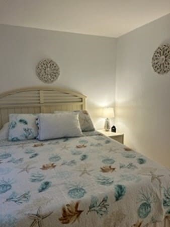 Photo - 29 Landmark Ave