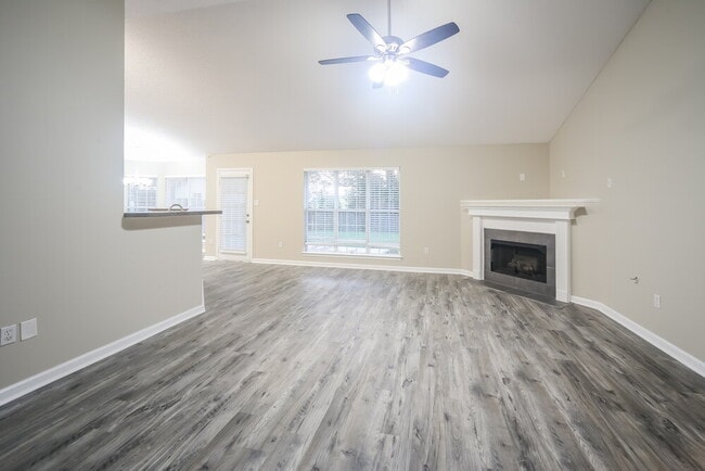 Photo - 5755 Kuykendall Dr