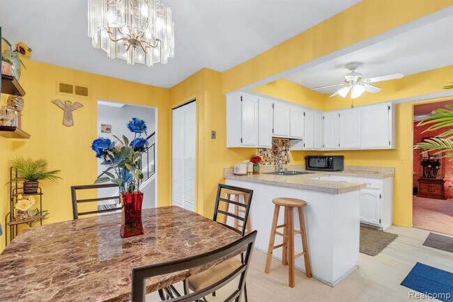 Photo - 3170 Woods Cir Dr