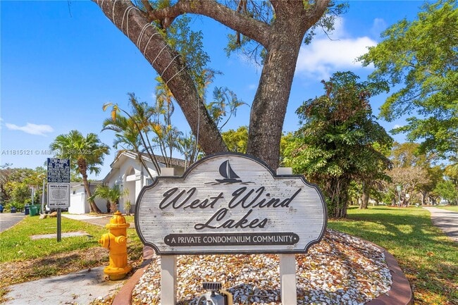 Photo - 6493 SW 152nd Pl Townhome
