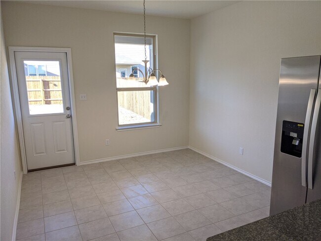 Photo - 1013 Cliffbrake Wy