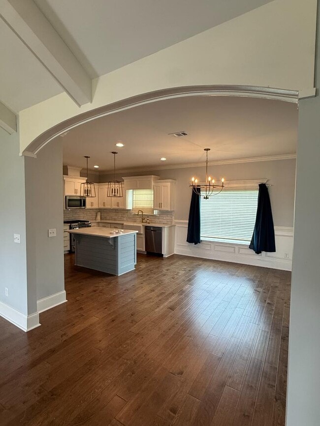 Photo - 345 Somers Ln