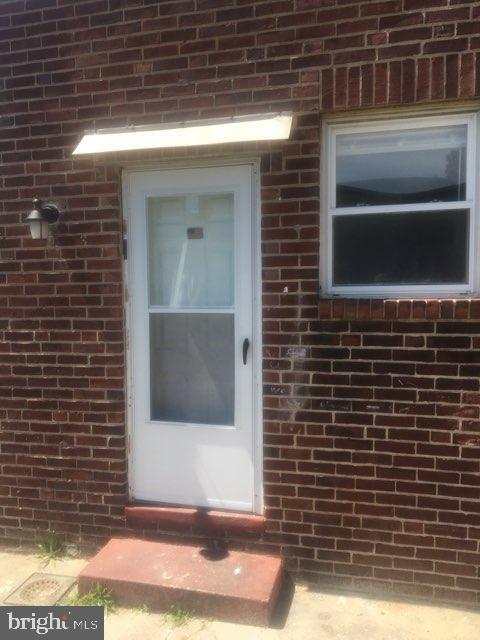 Building Photo - 1402 Collings Rd Unit DOWNSTAIRS Rental