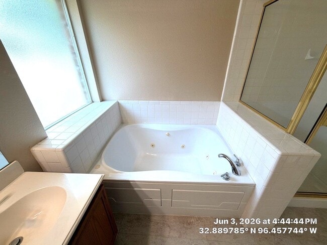 Photo - 113 Sequoia Rd
