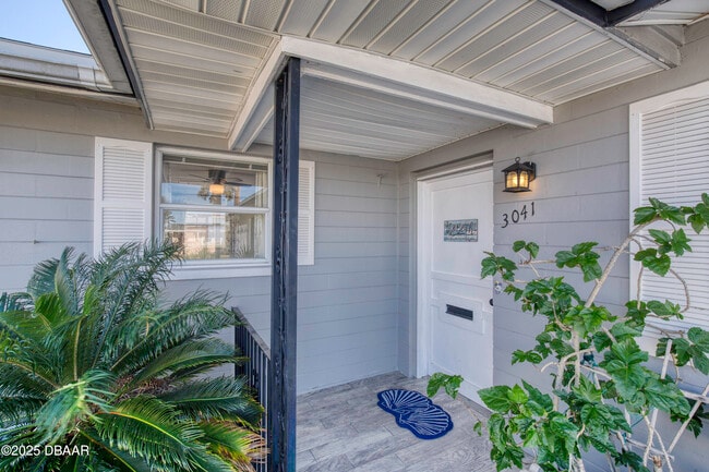 Photo - 3041 N Oleander Ave