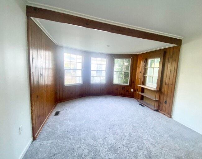 Photo - 804 Maple St