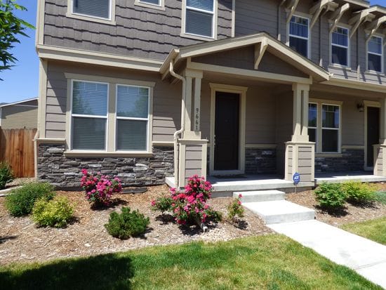 Building Photo - Modern & Convenient 3BR/3BA Home! AVAIL 07/15