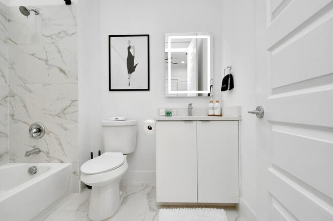 Photo - 531 Schweikhardt St