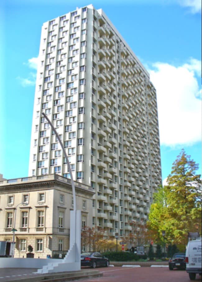 Photo - 604 S Washington Sq Condo Unit 701