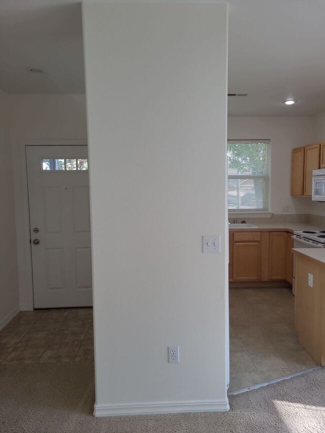 Photo - 1/2 OFF OCTOBER RENT - Sage Vista Home wit...