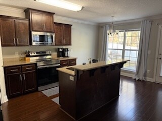 Photo - 628 Amhearst Row