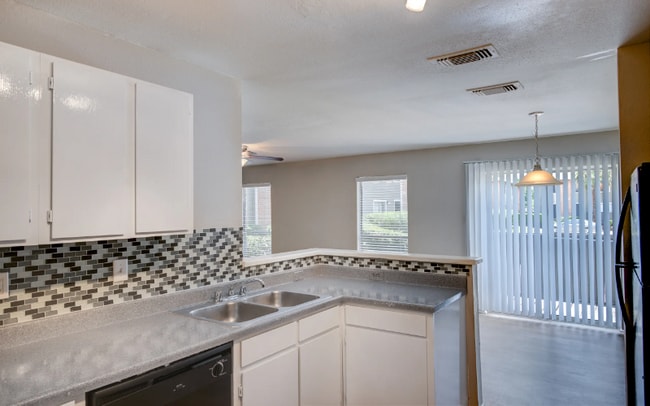 Photo - 7058 W Gulf Bank Rd