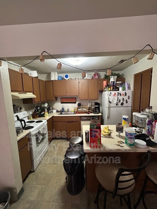 1200 S Riordan Ranch St Unit 19