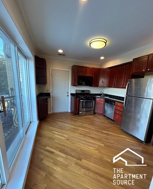 Photo - 2053 W Summerdale Ave Unit 2N